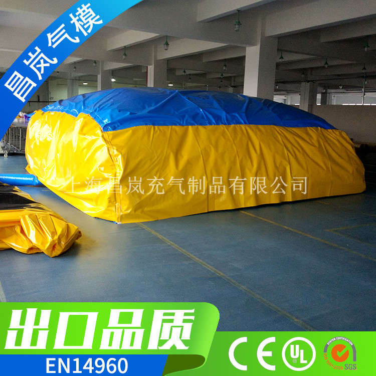 廠家直銷36平米充氣大氣墊 滑雪場(chǎng)專用充氣氣墊 充氣墊子越野自行車摩托車高處落下保護(hù)用的充氣氣墊 運(yùn)動(dòng)挑戰(zhàn)防護(hù)充氣墊子定做 6*6m 可定做顏色和LOGO